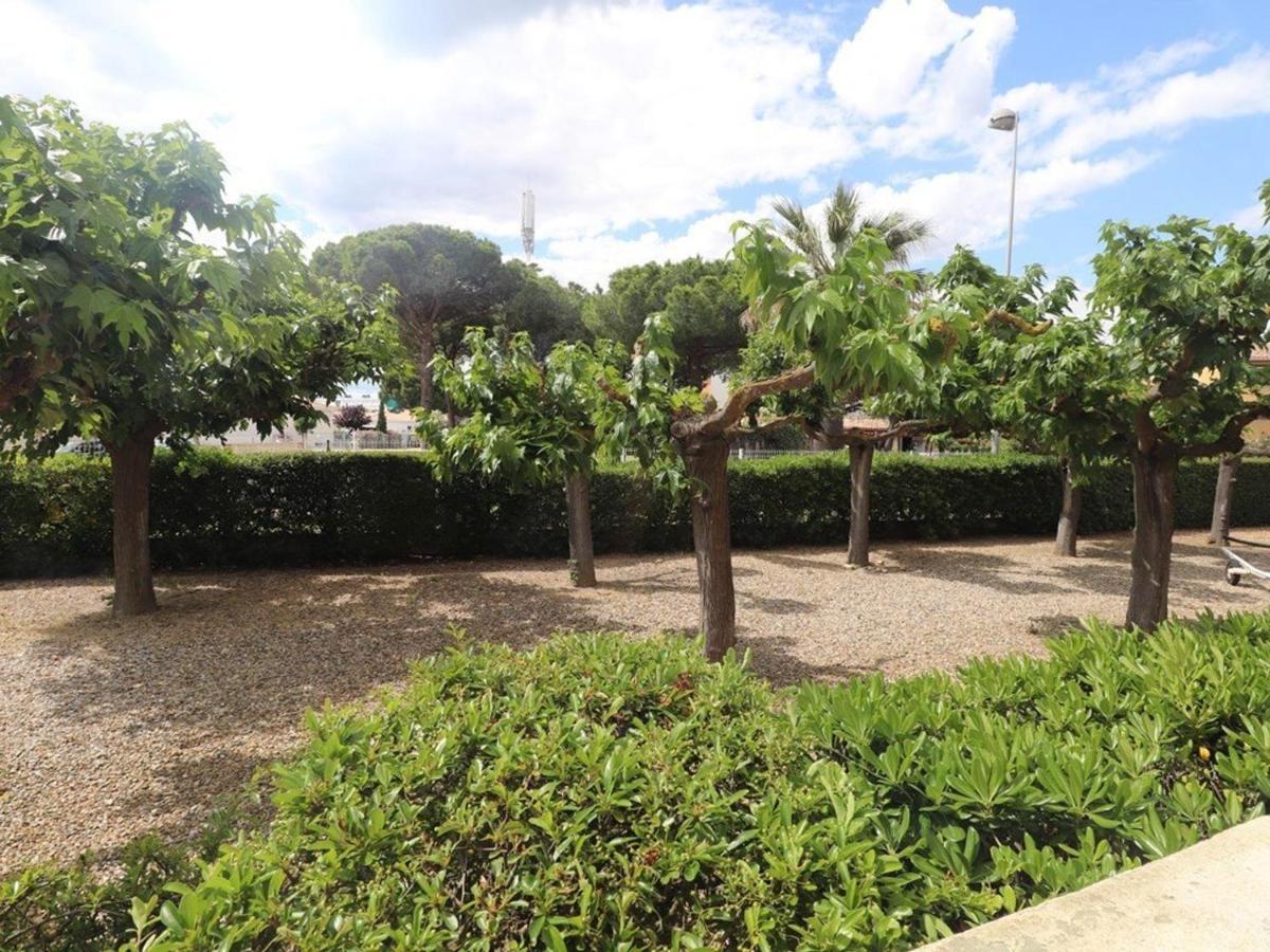 3 Pieces Climatise Avec Terrasse, Parking Prive, A 100M De La Plage, 7 Couchages - Fr-1-307-148 Le Grau-du-Roi Buitenkant foto