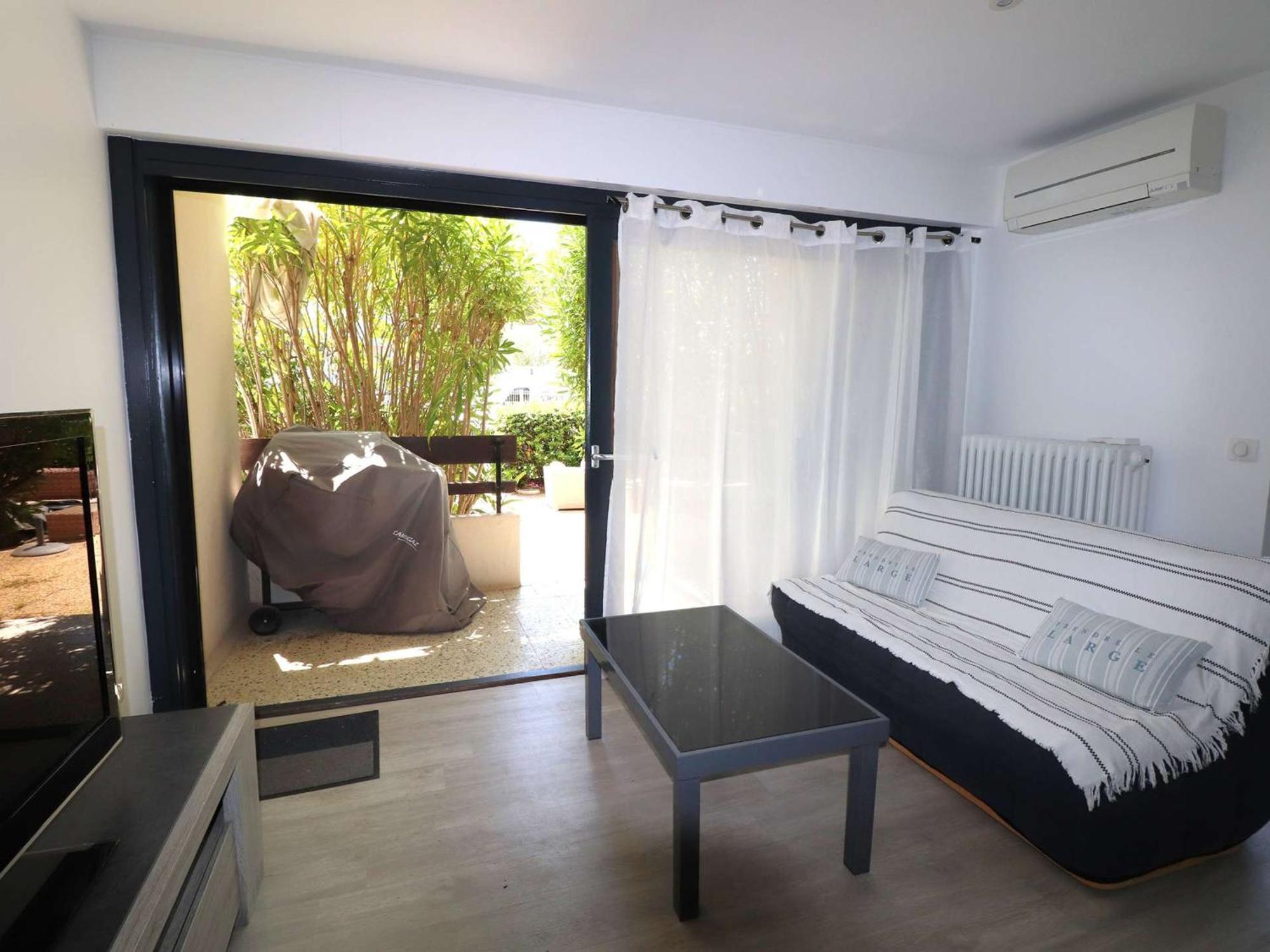 3 Pieces Climatise Avec Terrasse, Parking Prive, A 100M De La Plage, 7 Couchages - Fr-1-307-148 Le Grau-du-Roi Buitenkant foto